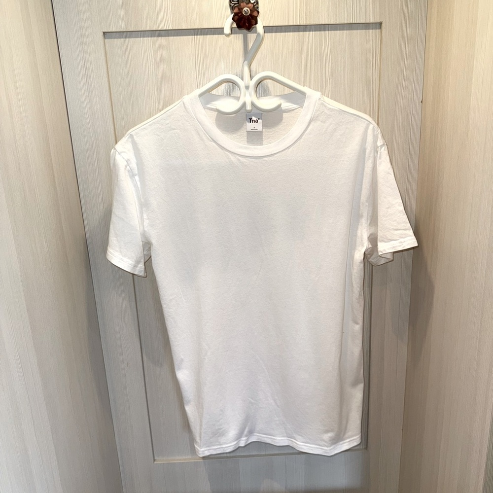 TNA-Classic White T-Shirt Sz sm